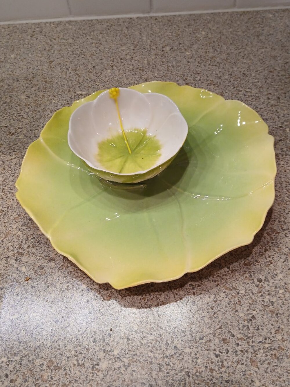 Vintage Mustardseed & Moonshine Porcelain Day Lily Ramekin & Leaf Plate